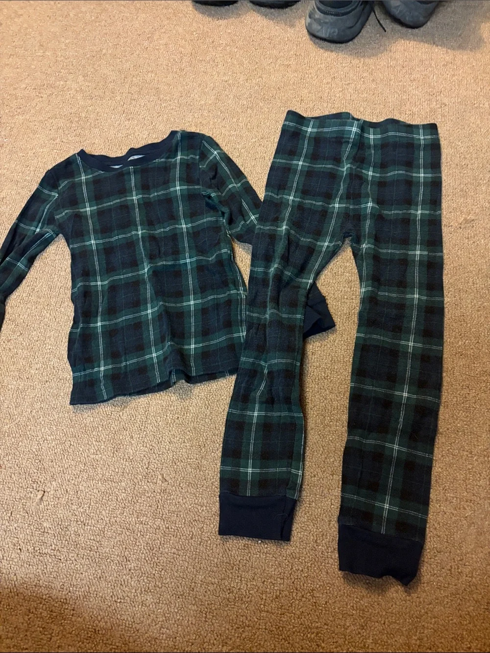 Old navy toddler fitted pjs